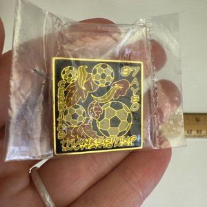Vtg 1997 Soccer Ayso Cerritos Thanksgiving Invitational Sealed Turkey Enamel Pin